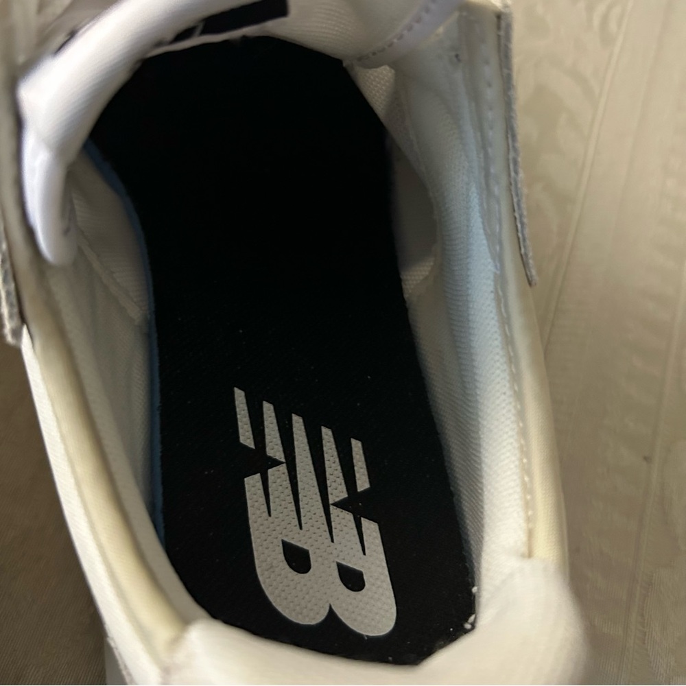 New Balance Retro 70s Style Sneakers 7.5 Low Profile Lace Up Casual Athletic - Picture 12 of 12